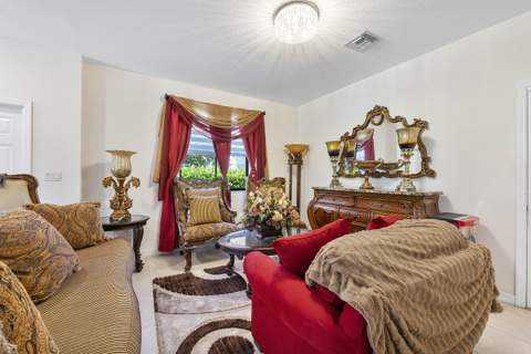4721 Santa Cruz Way, Davie FL - photo 18 of 48