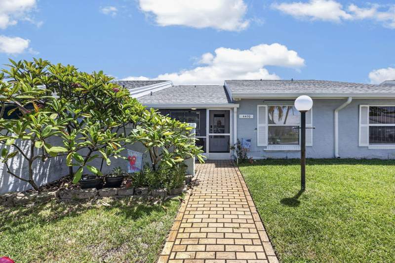 2 bedroom Villa at 4450 Lucerne Villas Lane, Villas At Lucerne Lakes 2, Lake Worth — photo 4