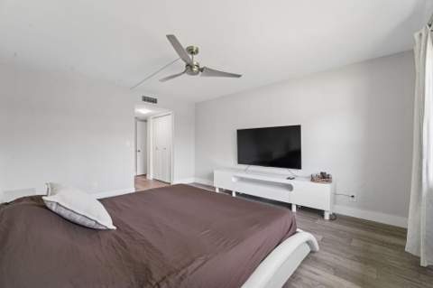 327 LAKEVIEW Drive #203, Weston FL - photo 20 of 29