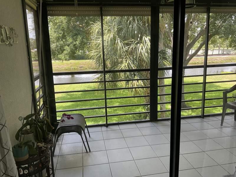 2 bedroom Condominium at 2910 SW 22nd Circle #212E, Delray Oaks West Condo, Delray Beach — photo 2