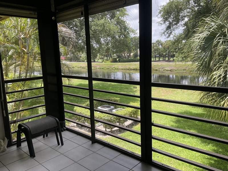 2 bedroom Condominium at 2910 SW 22nd Circle #212E, Delray Oaks West Condo, Delray Beach — photo 4
