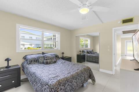 209 Ventnor M #209, Deerfield Beach FL - photo 16 of 46