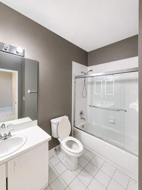 2401 E Aragon Boulevard #5, Sunrise FL - photo 6 of 13