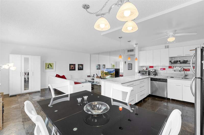 2 bedroom Condominium at 4044 Ventnor O, Century Village East, Deerfield Beach — photo 5