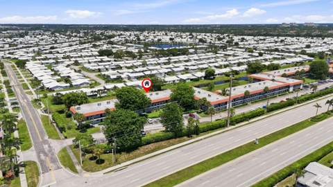 2181 W Woolbright Road #N201, Boynton Beach FL - photo 10 of 32