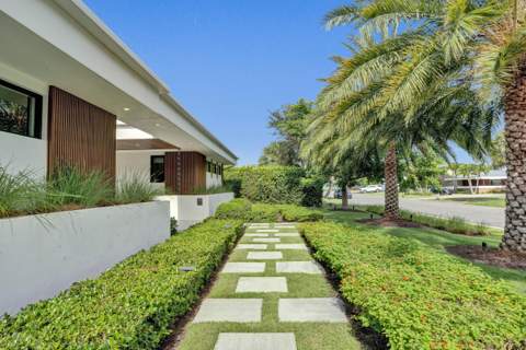 7 Tahoe Lane, Sea Ranch Lakes FL - photo 6 of 61