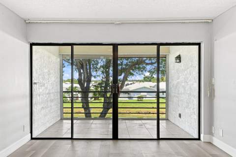 2181 W Woolbright Road #N201, Boynton Beach FL - photo 12 of 32