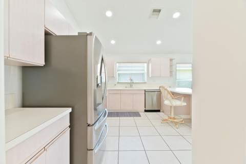 19200 NW 24th Court, Pembroke Pines FL - photo 12 of 46