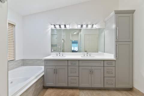 19200 NW 24th Court, Pembroke Pines FL - photo 14 of 46
