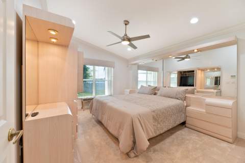 19200 NW 24th Court, Pembroke Pines FL - photo 19 of 46