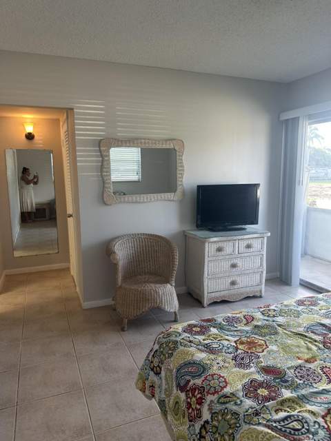 128 Norwich F, West Palm Beach FL - photo 13 of 30