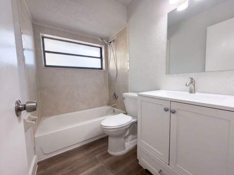 888 Brightwood, Wellington FL - photo 12 of 21