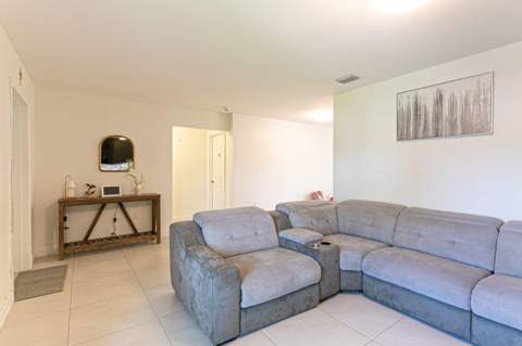 5803 Lime Road, West Palm Beach FL - photo 7 of 35