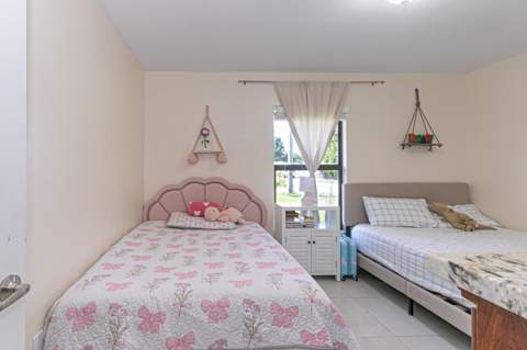 5803 Lime Road, West Palm Beach FL - photo 10 of 35
