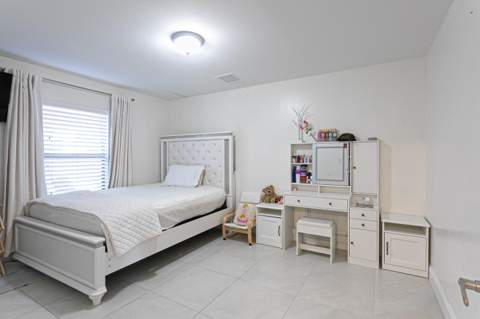 5803 Lime Road, West Palm Beach FL - photo 14 of 35