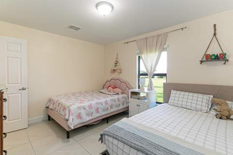 5803 Lime Road, West Palm Beach FL - photo 11 of 35