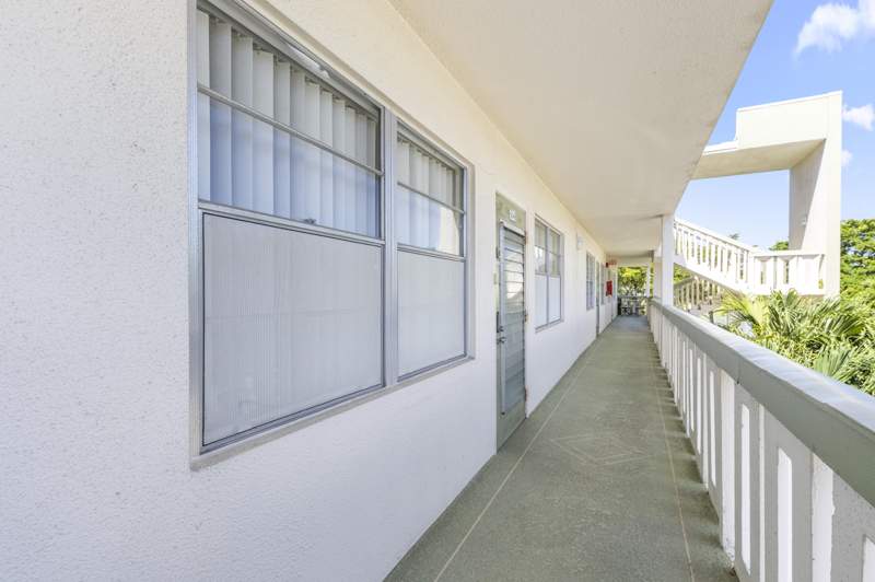 2 bedroom Condominium at 3043 Berkshire C, Century Village , Deerfield Beach — photo 3