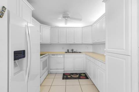 3043 Berkshire C, Deerfield Beach FL - photo 9 of 52