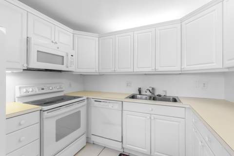 3043 Berkshire C, Deerfield Beach FL - photo 10 of 52