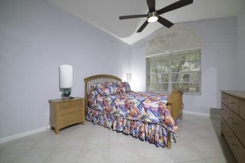 10052 Diamond Lake Drive, Boynton Beach FL - photo 16 of 32