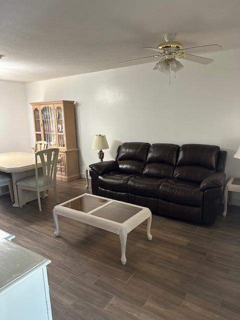 2 bedroom Condominium at 2770 S Garden Drive #208, Lake Clarke Gardens Condo 21, Lake Worth — photo 3