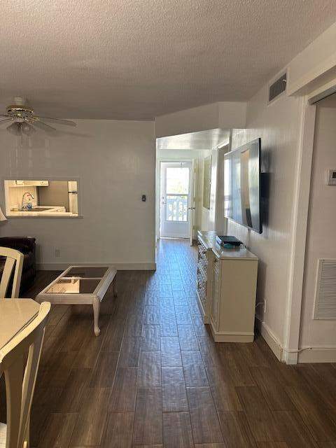 2 bedroom Condominium at 2770 S Garden Drive #208, Lake Clarke Gardens Condo 21, Lake Worth — photo 2