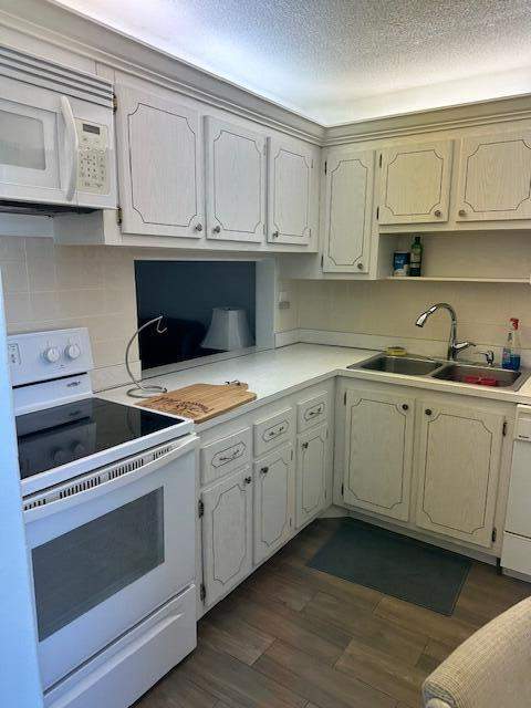 2770 S Garden Drive #208, Lake Worth FL - photo 9 of 21