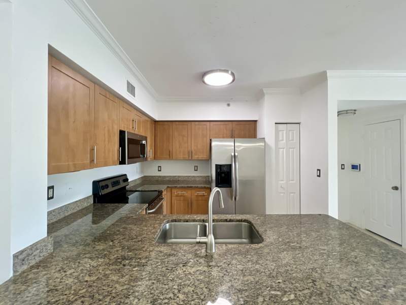 3 bedroom Condominium at 6450 Emerald Dunes Drive #301, Villas At Emerald Dunes Condo, West Palm Beach — photo 5