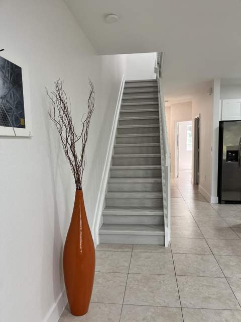 4414 Woodland Circle, Tamarac FL - photo 12 of 31