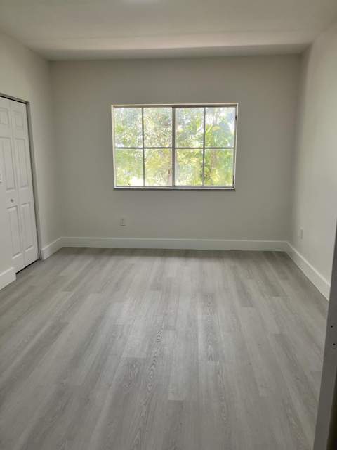 4414 Woodland Circle, Tamarac FL - photo 15 of 31