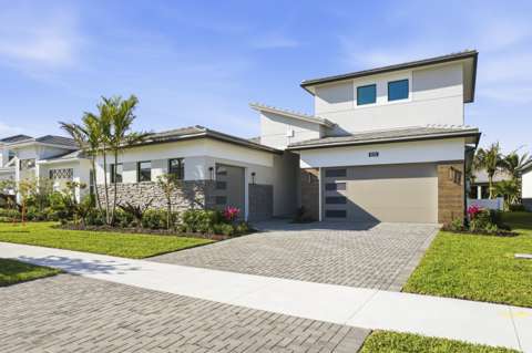 9525 St Germain Drive, home for sale in Palm Beach Gardens 33412