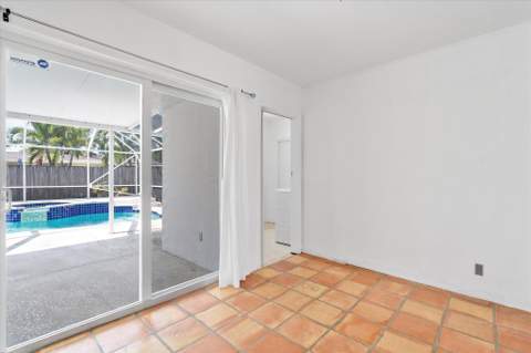 1400 NE 42nd Court, Oakland Park FL - photo 13 of 35