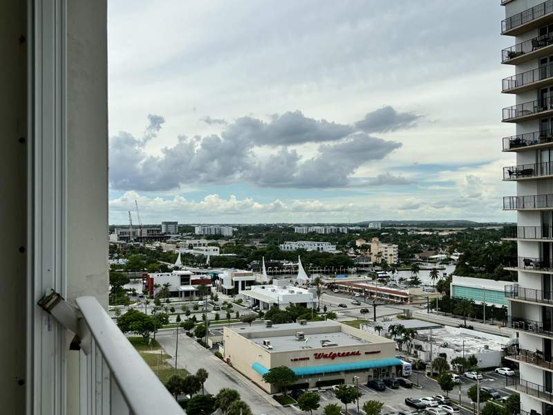 1 bedroom Condominium at 111 Briny Avenue #1405, Pompano Beach Club South, Pompano Beach — photo 3