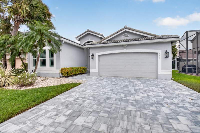 3 bedroom Single Family Residence at 7839 San Isidro Street, Valencia Lakes 3, Boynton Beach — photo 3