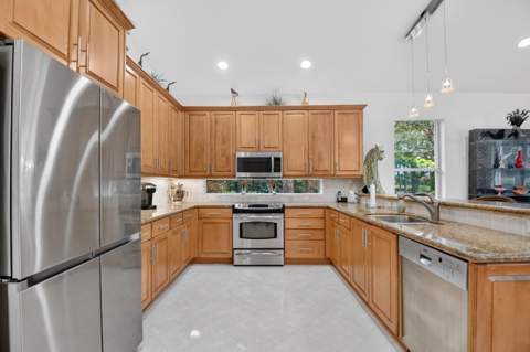 6550 Sand City Way, Delray Beach FL - photo 13 of 74