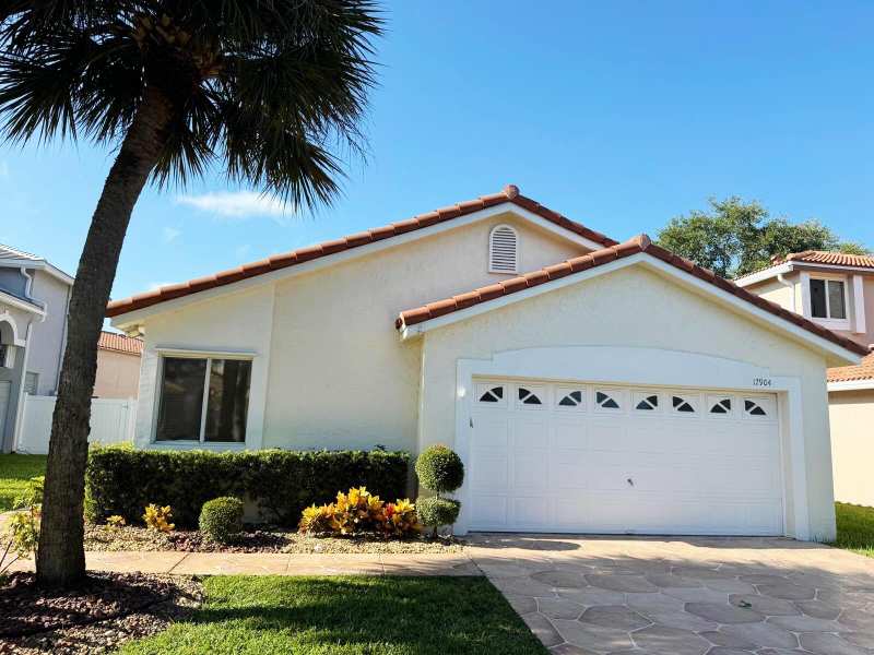 4 bedroom Single Family Residence at 17904 SW 1st Street, Silver Lakes At Pembroke Pines, Pembroke Pines — photo 1