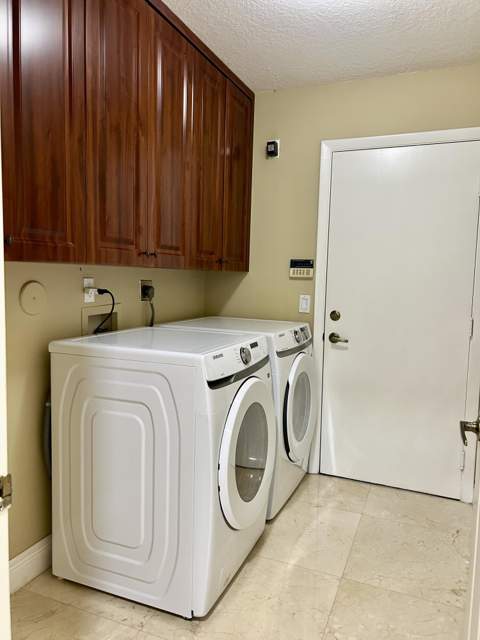 4175 Augusta Avenue, Cooper City FL - photo 21 of 36
