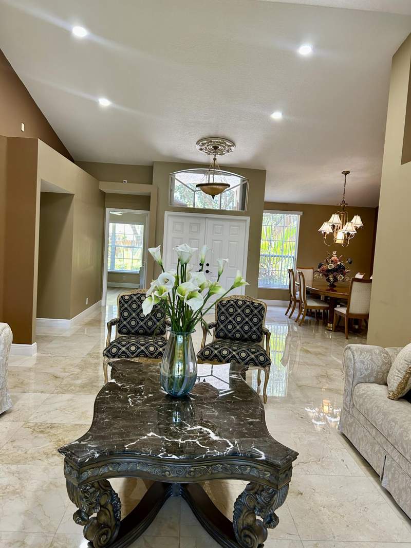 4 bedroom Single Family Residence at 4175 Augusta Avenue, Embassy Lakes Phase II, Cooper City — photo 5