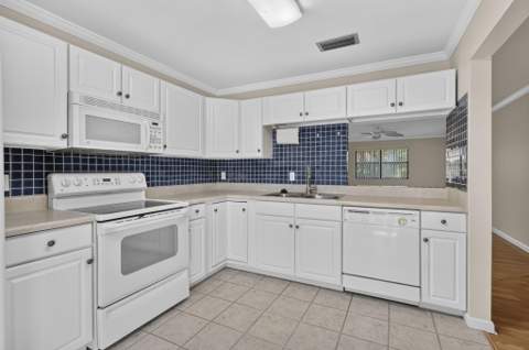 184 Mastic Tree Court, Royal Palm Beach FL - photo 16 of 42