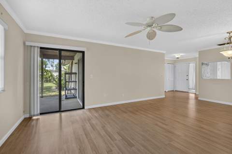 184 Mastic Tree Court, Royal Palm Beach FL - photo 21 of 42