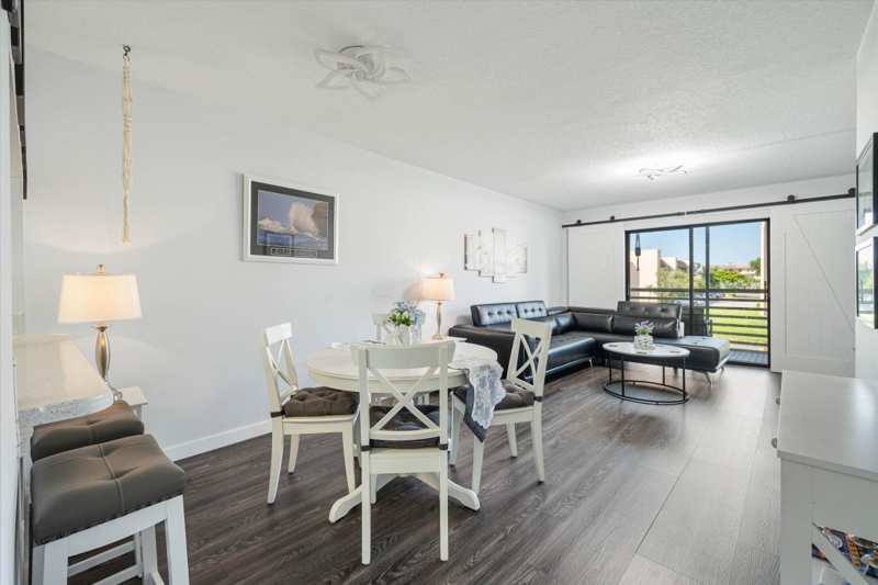 2 bedroom Condominium at 2764 NW 104th Avenue #202, Sunrise Lakes 180, Sunrise — photo 1