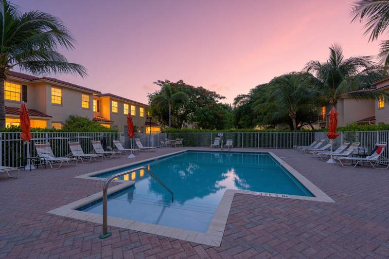 3 bedroom Townhouse at 1020 E Longport Circle #6B, Village At Swinton Square Condo, Delray Beach — photo 3
