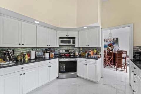 2350 NW 5th Avenue, Boca Raton FL - photo 14 of 34