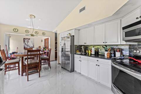2350 NW 5th Avenue, Boca Raton FL - photo 15 of 34