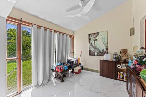 2350 NW 5th Avenue, Boca Raton FL - photo 16 of 34