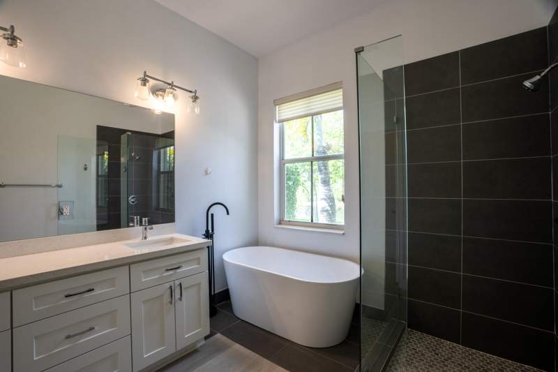 4 bedroom Single Family Residence at 1002 Lavender Circle, Sector 2-Parcels 17 18 19 & 20, Weston — photo 5