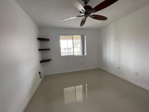 470 S Park Road #302, Hollywood FL - photo 15 of 32