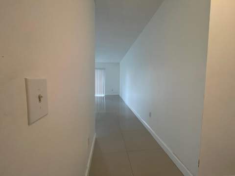 470 S Park Road #302, Hollywood FL - photo 17 of 32