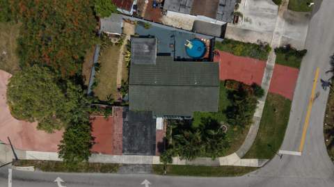 1010 SW 6th Avenue, Deerfield Beach FL - photo 22 of 32
