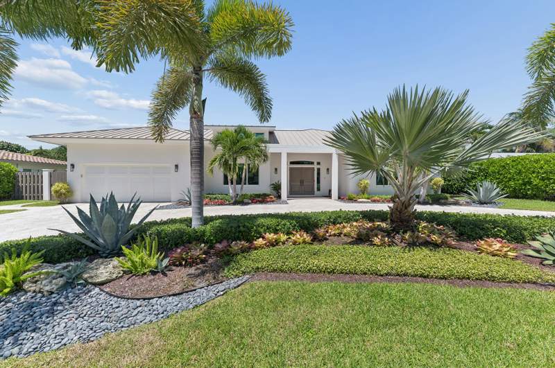 4 bedroom Single Family Residence at 115 NE 16th Court, S/D Of 9-46-43 In, Delray Beach — photo 2